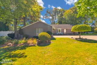 1233 18th Street, Marysville, MI 48040