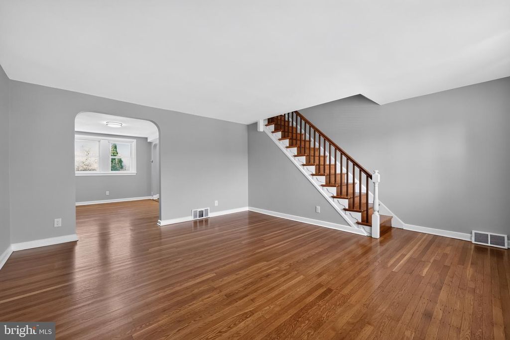 3839 PLUMSTEAD AVE, DREXEL HILL, PA 19026 — photo 2
