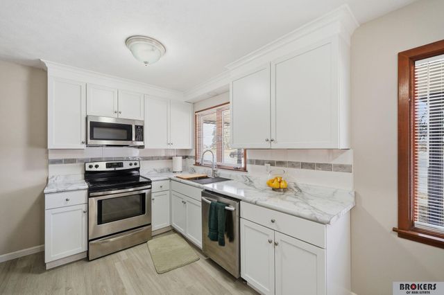 5341 Salt Valley View, Lincoln, NE 68512