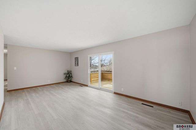 5341 Salt Valley View, Lincoln, NE 68512