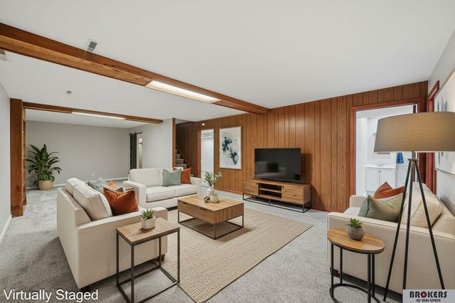 5341 Salt Valley View, Lincoln, NE 68512