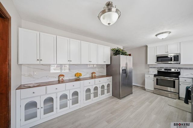 5341 Salt Valley View, Lincoln, NE 68512