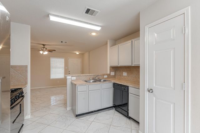 21611 Falvel Misty Drive, Spring, TX 77388