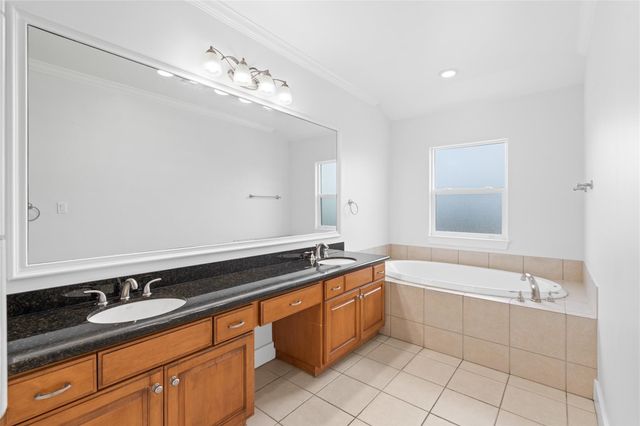 3006 Mcculloch Circle, Houston, TX 77056