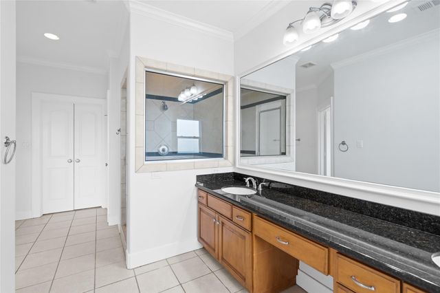 3006 Mcculloch Circle, Houston, TX 77056