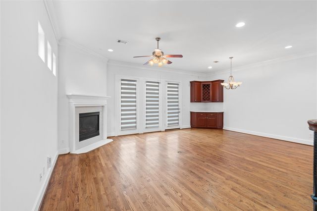 3006 Mcculloch Circle, Houston, TX 77056