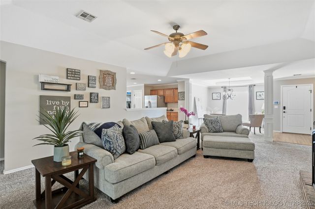 1716 S Juniper Avenue, Broken Arrow, OK 74012