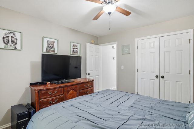 1716 S Juniper Avenue, Broken Arrow, OK 74012