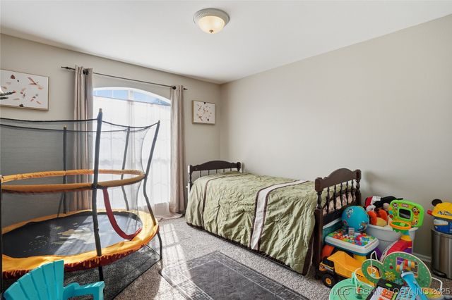 1716 S Juniper Avenue, Broken Arrow, OK 74012