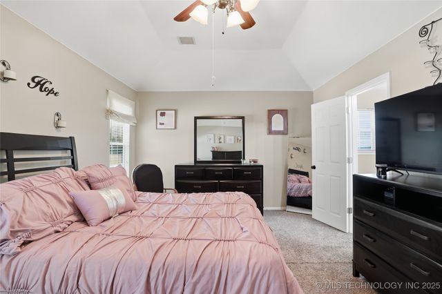 1716 S Juniper Avenue, Broken Arrow, OK 74012