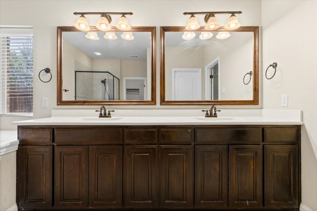 6041 Park View Drive, Midlothian, TX 76065
