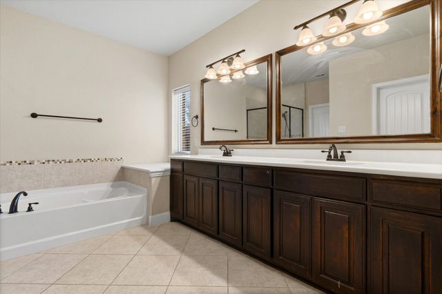 6041 Park View Drive, Midlothian, TX 76065