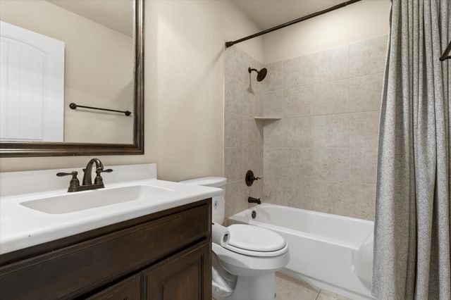 6041 Park View Drive, Midlothian, TX 76065
