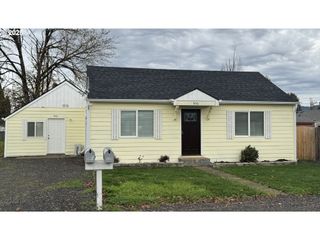 550 W N St, Springfield, OR 97477