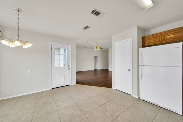 4221 Fiste, Denton, TX 76207