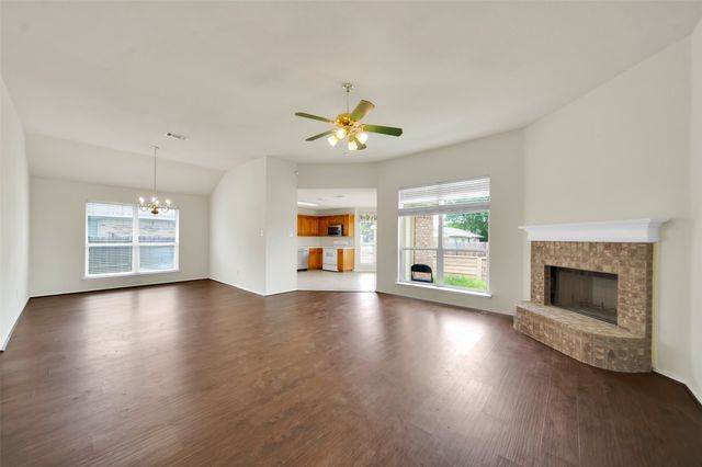 4221 Fiste, Denton, TX 76207