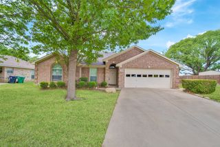 4221 Fiste, Denton, TX 76207