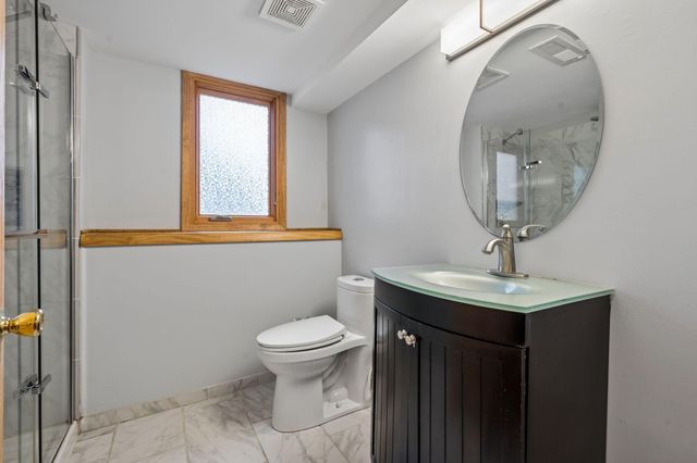 10521 Lake Fall Drive, Eden Prairie, MN 55347