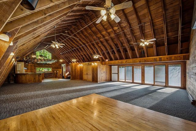 10521 Lake Fall Drive, Eden Prairie, MN 55347