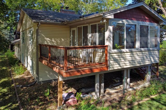 10521 Lake Fall Drive, Eden Prairie, MN 55347