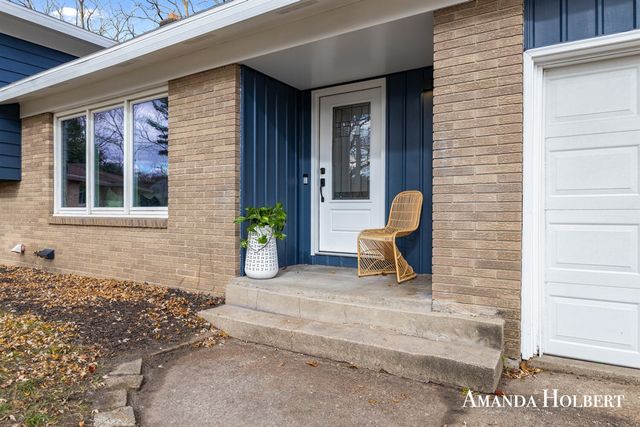 5106 Bridle Creek Court, Grand Rapids, MI 49508