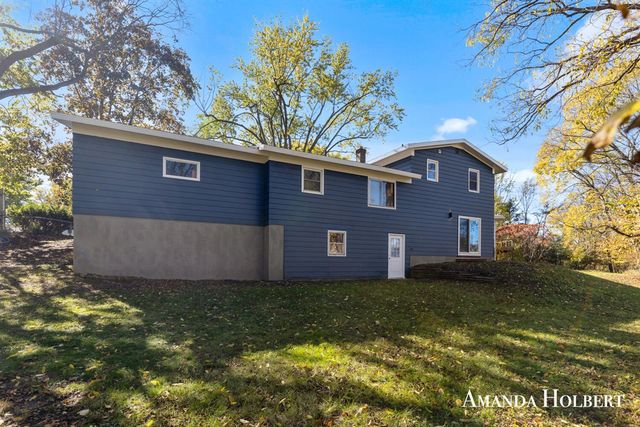 5106 Bridle Creek Court, Grand Rapids, MI 49508