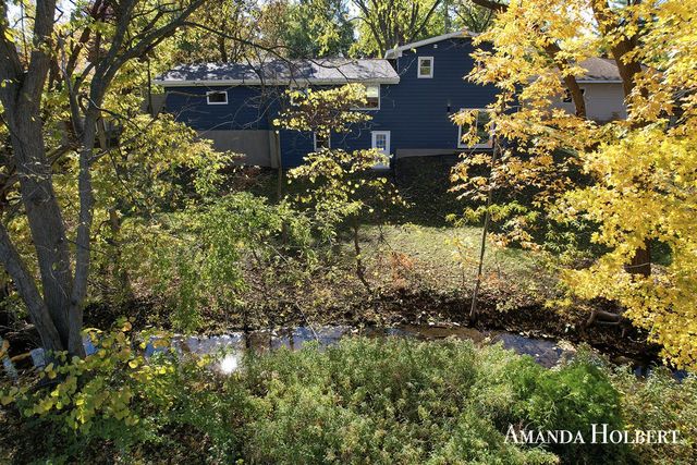 5106 Bridle Creek Court, Grand Rapids, MI 49508