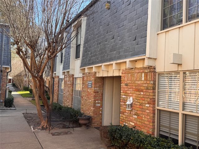 527 W Lookout Drive 223, Richardson, TX 75080