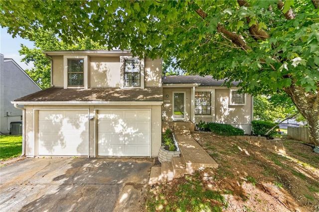 12357 W 107th Terrace, Overland Park, KS 66210