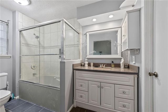 12357 W 107th Terrace, Overland Park, KS 66210