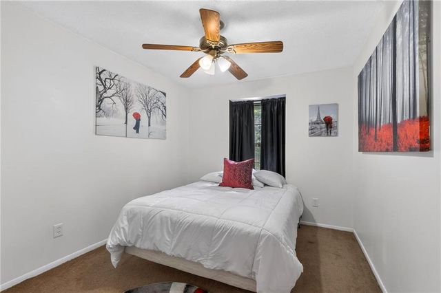 12357 W 107th Terrace, Overland Park, KS 66210