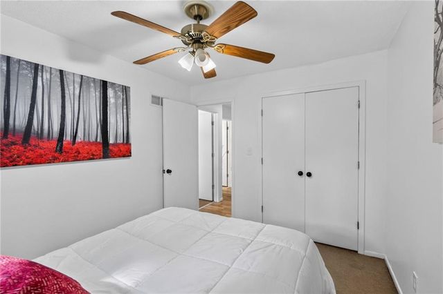 12357 W 107th Terrace, Overland Park, KS 66210
