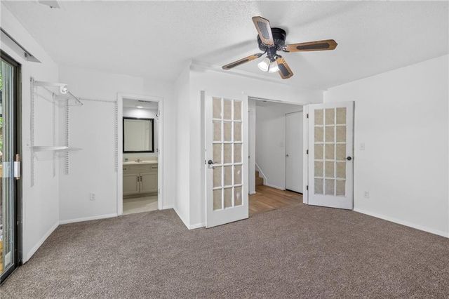 12357 W 107th Terrace, Overland Park, KS 66210