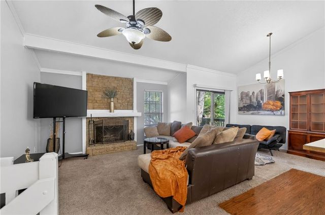 12357 W 107th Terrace, Overland Park, KS 66210