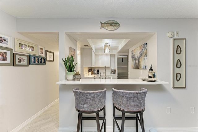 2121 WOOD STREET 113, Sarasota, FL 34237