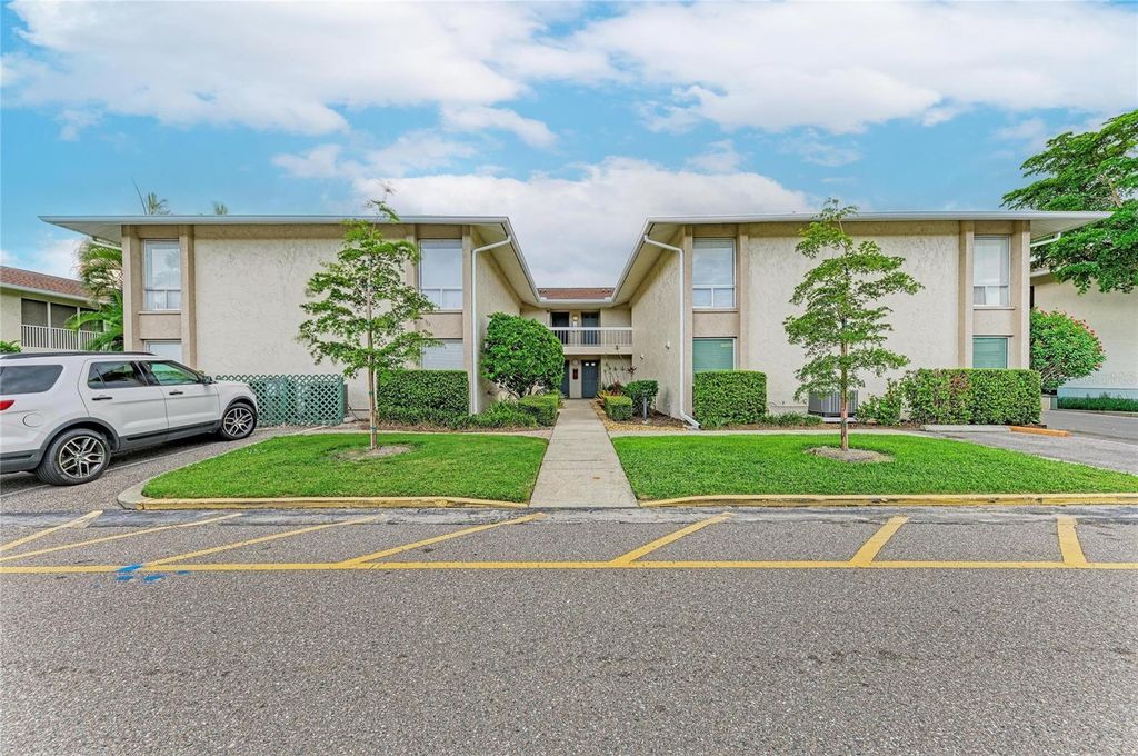 2121 WOOD STREET 113, Sarasota, FL 34237