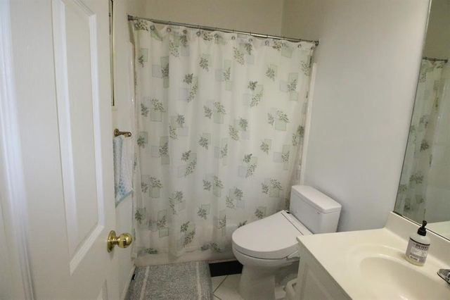 2500 Thornecreek Drive, Douglasville, GA 30135