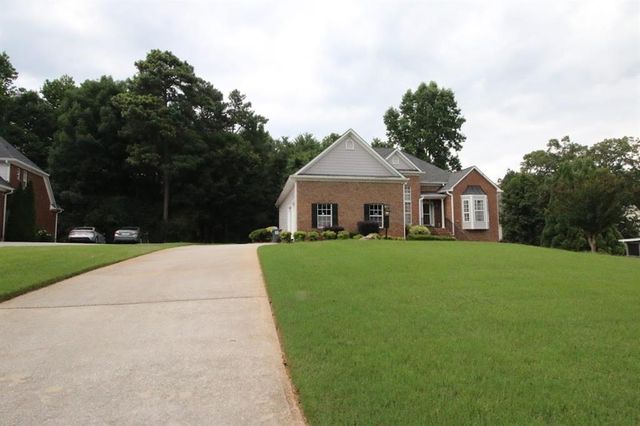 2500 Thornecreek Drive, Douglasville, GA 30135