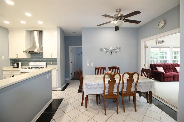 2500 Thornecreek Drive, Douglasville, GA 30135