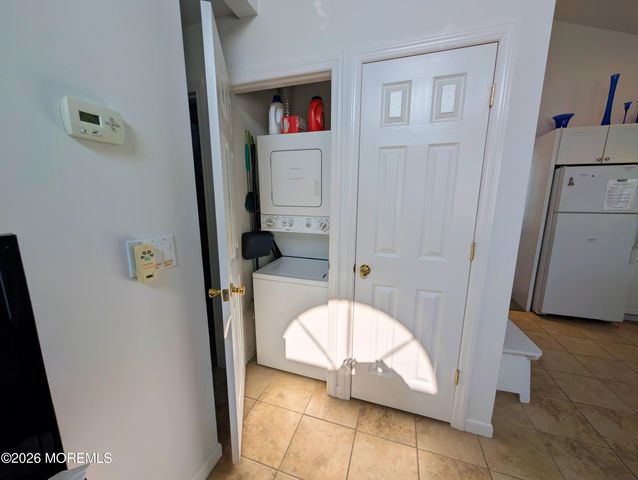 20 E Bonita Way, Lavallette, NJ 08735