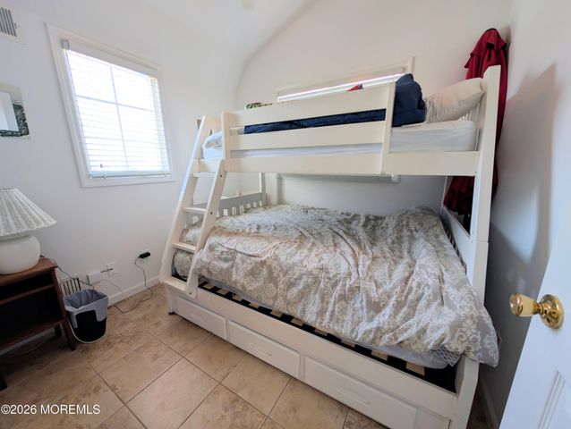 20 E Bonita Way, Lavallette, NJ 08735