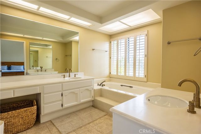 19341 Sawgrass Lane, Huntington Beach, CA 92648