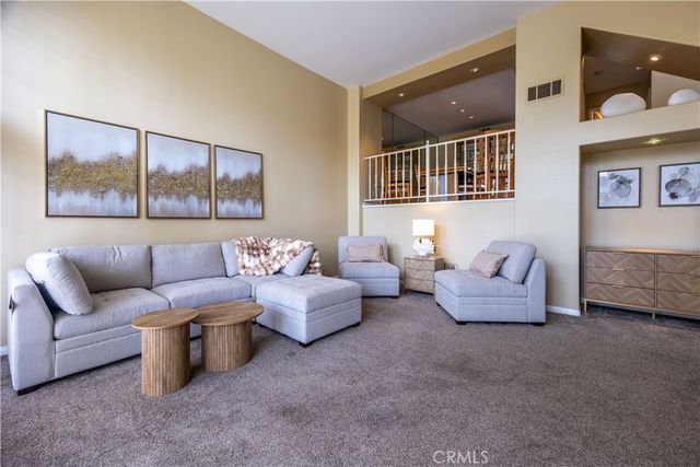 19341 Sawgrass Lane, Huntington Beach, CA 92648