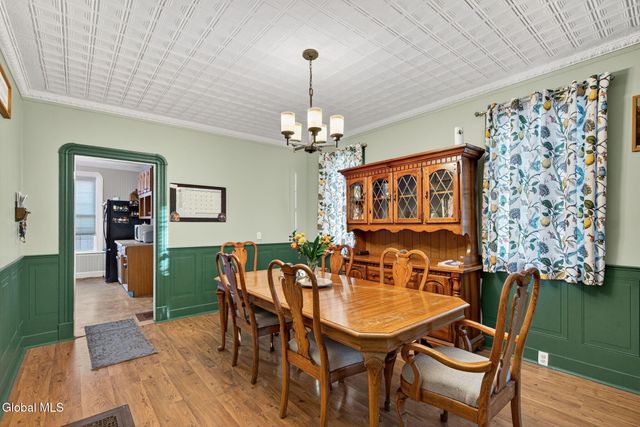 54 Vley Road, Scotia, NY 12302