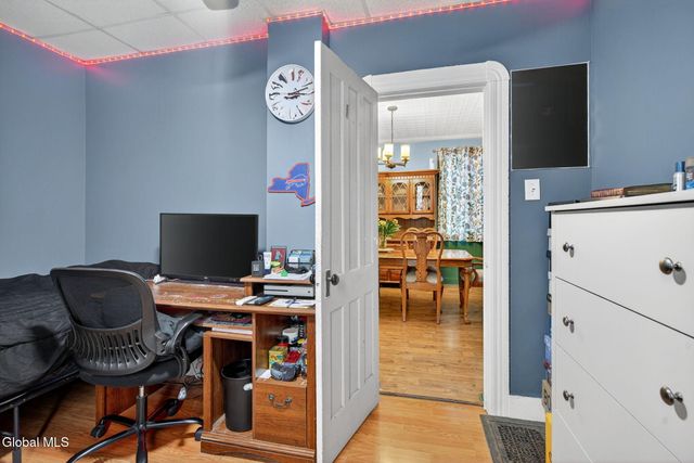 54 Vley Road, Scotia, NY 12302