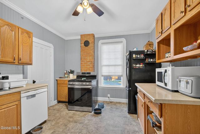 54 Vley Road, Scotia, NY 12302