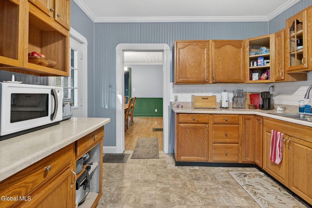 54 Vley Road, Scotia, NY 12302