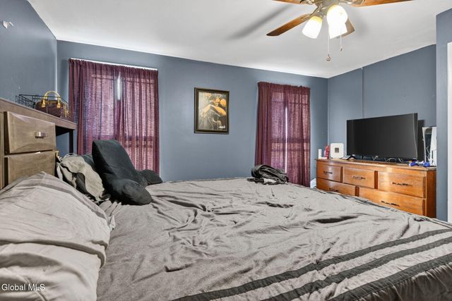 54 Vley Road, Scotia, NY 12302