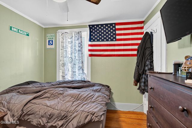 54 Vley Road, Scotia, NY 12302