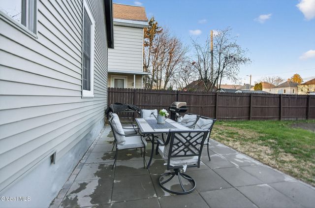 54 Vley Road, Scotia, NY 12302